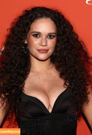 Madison Pettis photo #1002