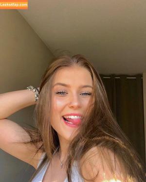 Madisun Sullivan photo #0150