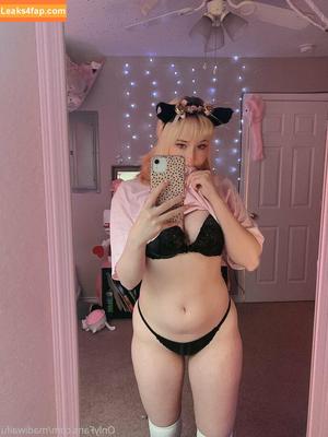 Madiwaifu photo #0047