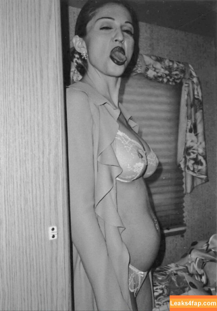 Madonna /  leaked photo photo #0108