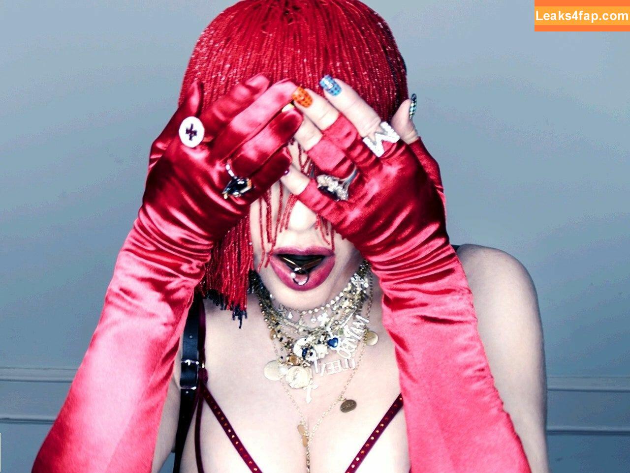 Madonna /  leaked photo photo #0123