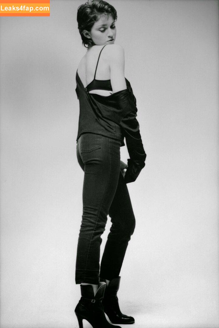 Madonna /  leaked photo photo #0175