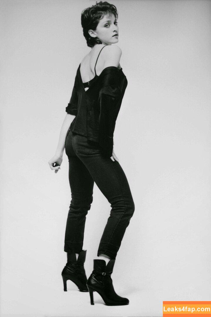 Madonna /  leaked photo photo #0176