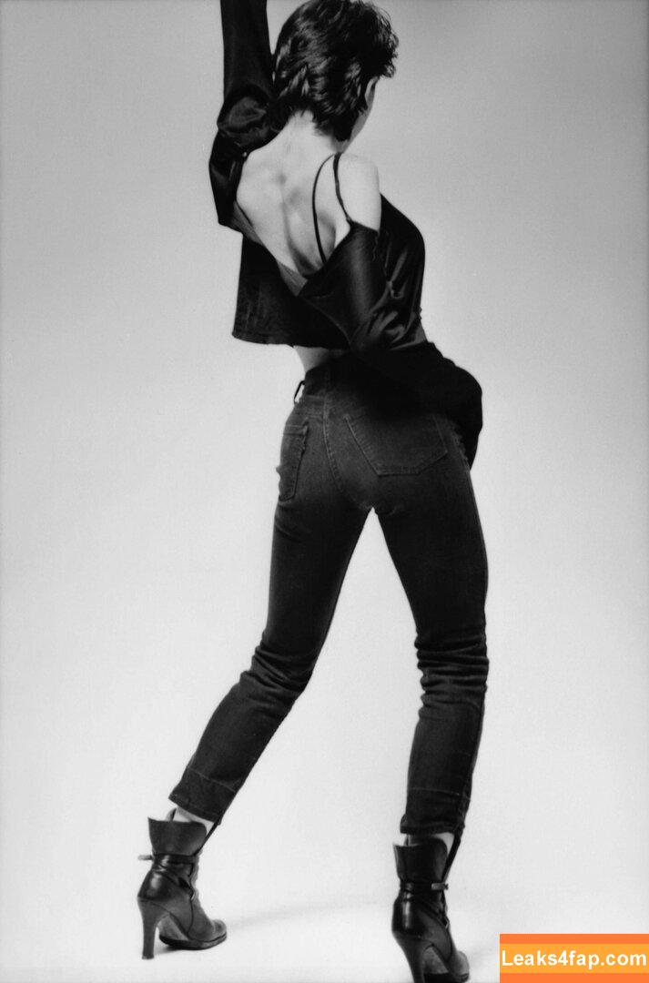 Madonna /  leaked photo photo #0178