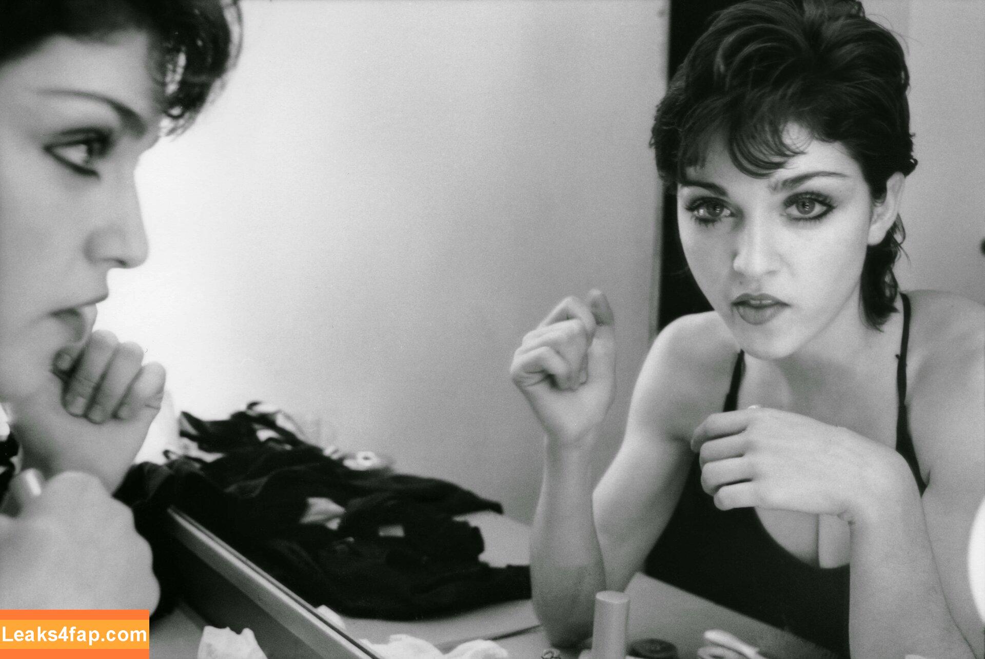 Madonna /  leaked photo photo #0186