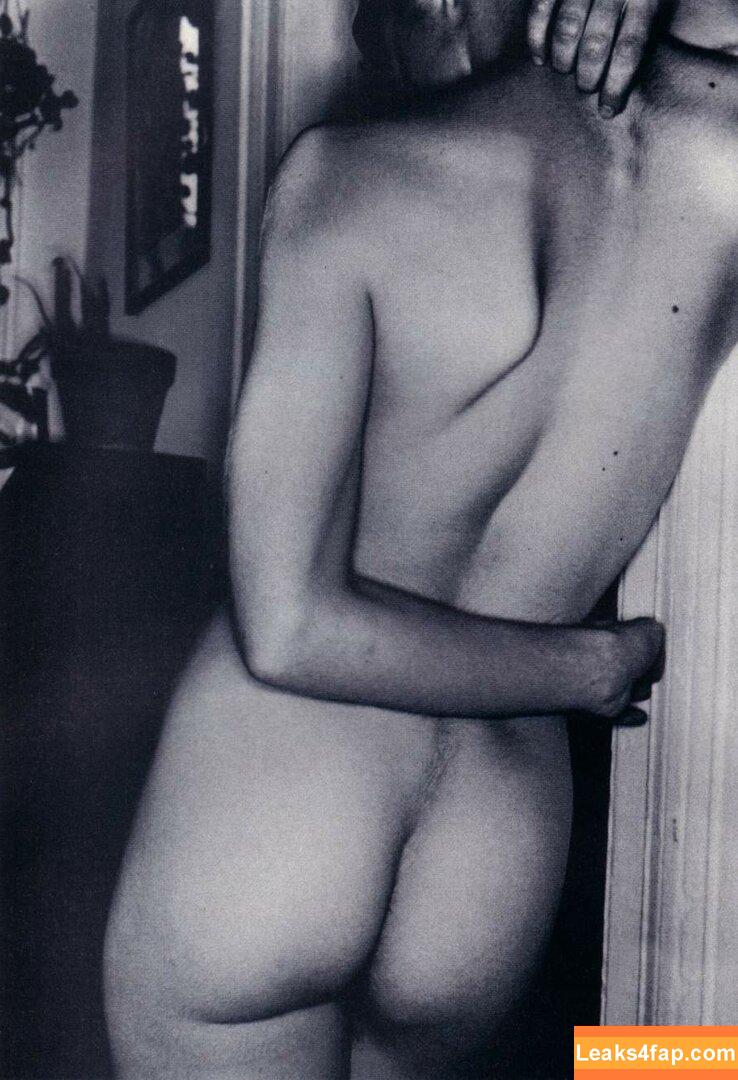 Madonna /  leaked photo photo #0192