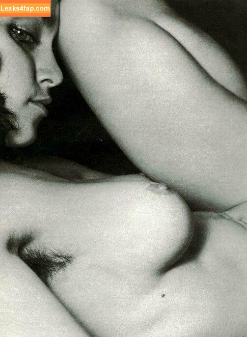 Madonna /  leaked photo photo #0195