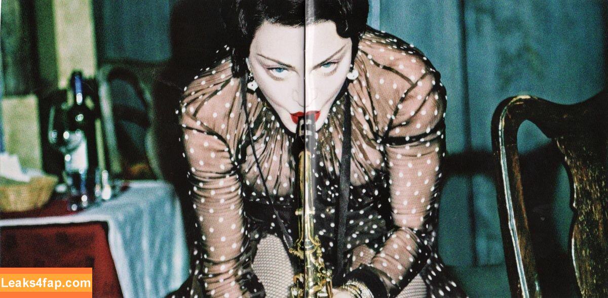 Madonna /  leaked photo photo #0200