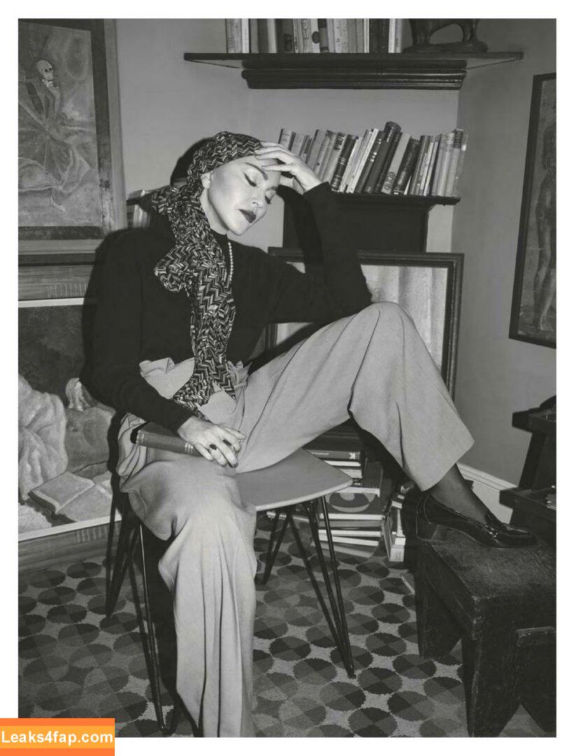 Madonna /  leaked photo photo #0212