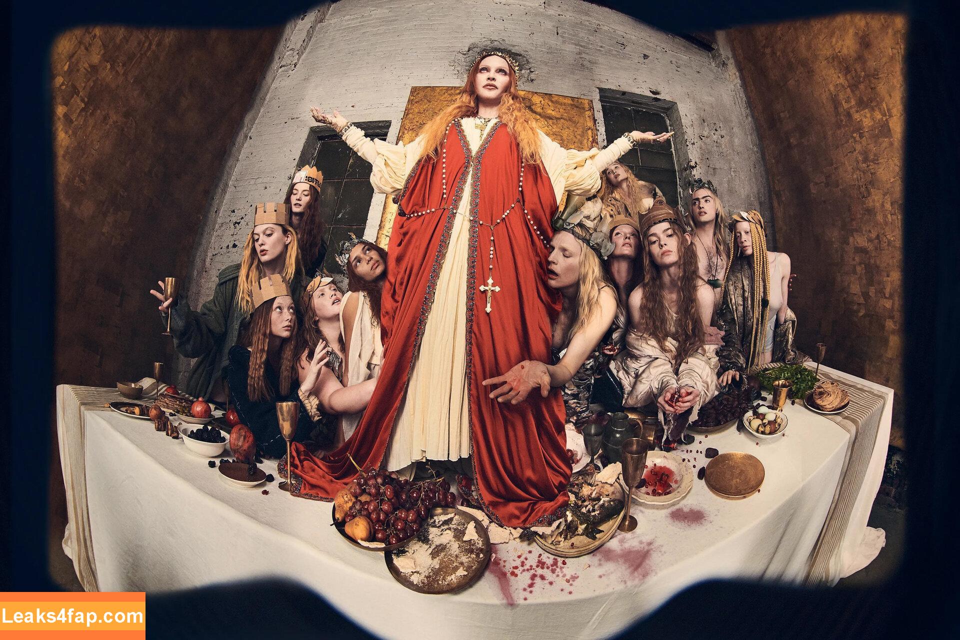 Madonna /  leaked photo photo #0221