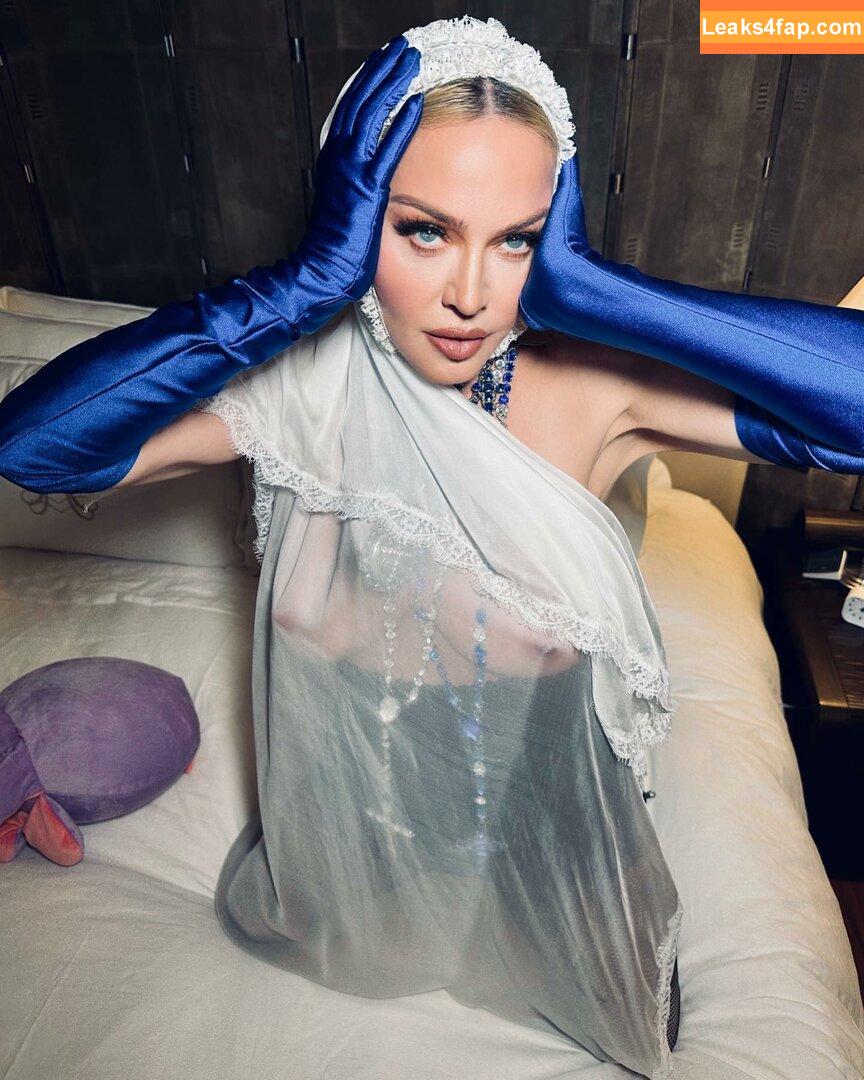 Madonna /  leaked photo photo #0248