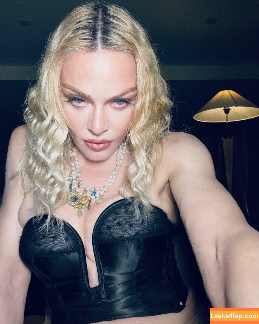 Madonna /  leaked photo photo #0252
