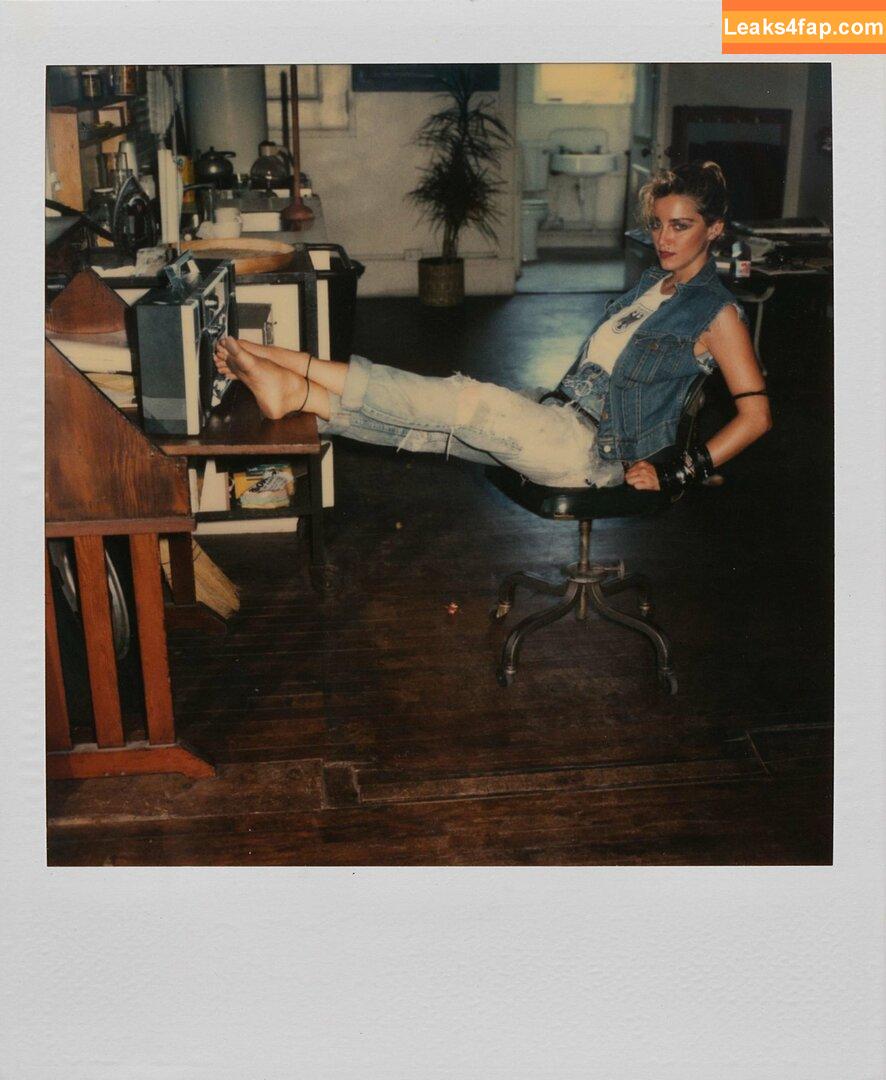 Madonna /  leaked photo photo #0259