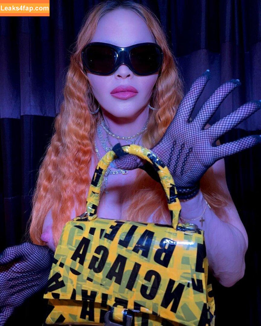 Madonna /  leaked photo photo #0264