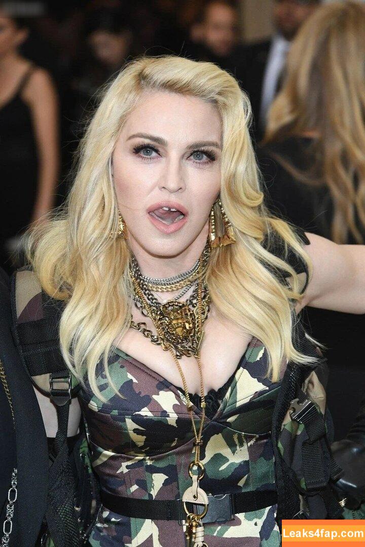 Madonna /  leaked photo photo #0383