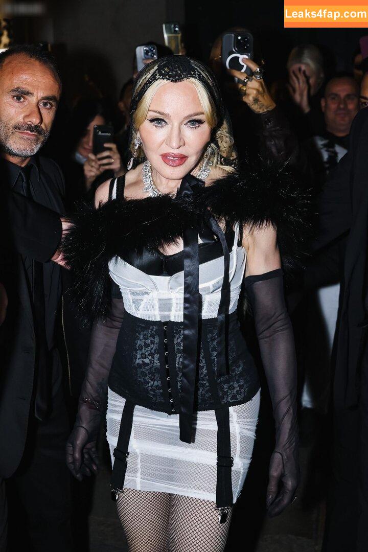 Madonna /  leaked photo photo #0526