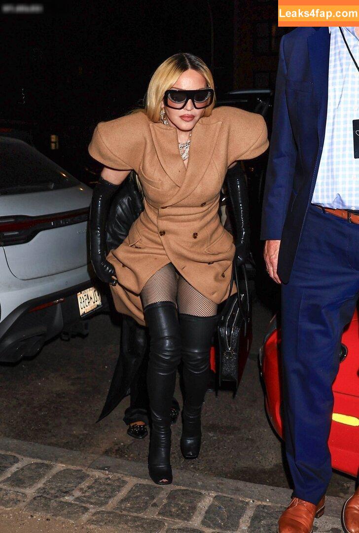 Madonna /  leaked photo photo #0579