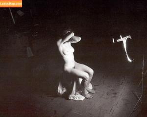Madonna photo #0138