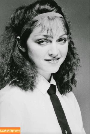 Madonna photo #0159