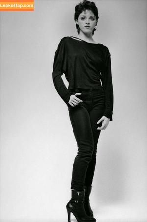 Madonna photo #0168