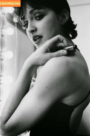 Madonna photo #0182