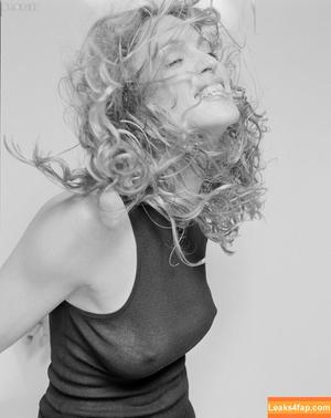 Madonna photo #0429