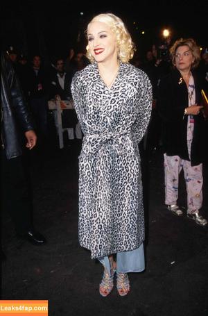 Madonna photo #0503