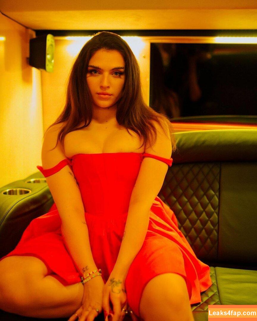 Mae Muller / maemuller leaked photo photo #0018