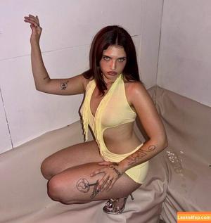 Mae Muller photo #0213