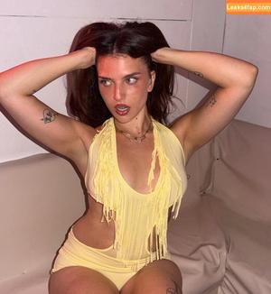 Mae Muller photo #0214
