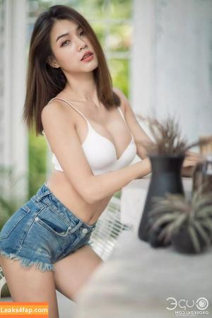Maeylin Lin photo #0086