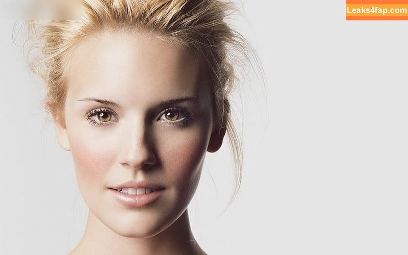 Maggie Grace / maggie.grace / maggiegrace / maggiieegrace / magnussengrace leaked photo photo #0106