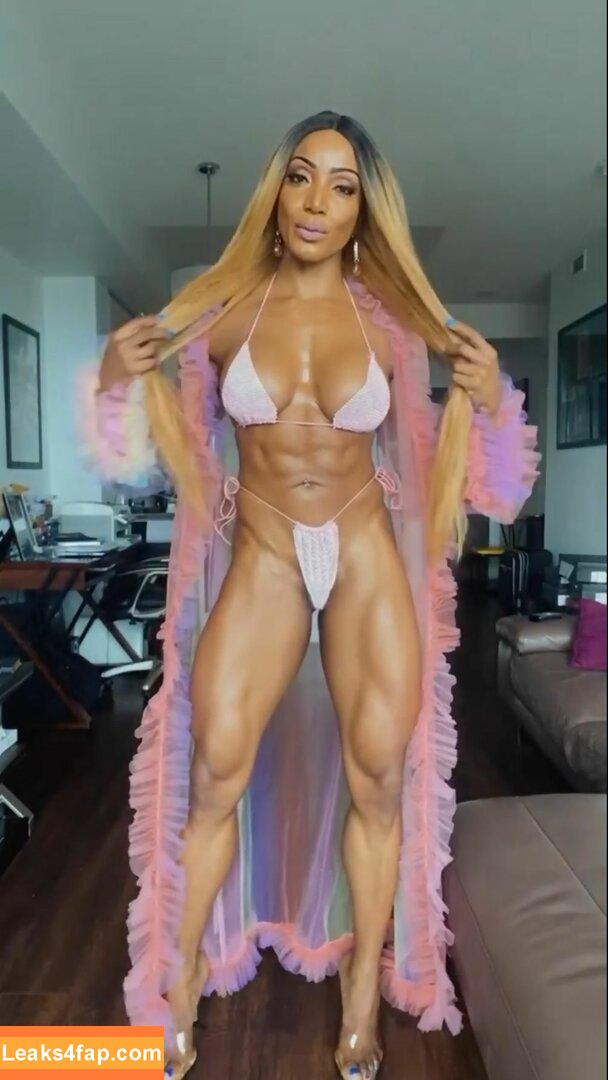 Maggie Watson / The_Lioness / lionessfit_ness leaked photo photo #0017