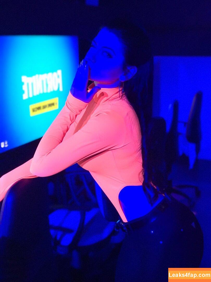 Magui Sunshine / La alquimista de acero / MaguiSunshine / magui.sunshine leaked photo photo #0259