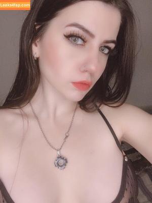 Magui Sunshine photo #0052