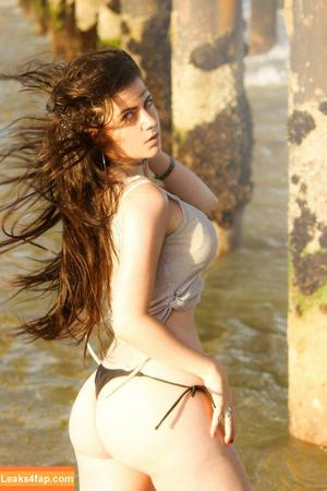 Magui Sunshine photo #0078