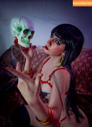 Magui Sunshine photo #0225