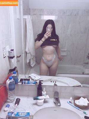 Magui Sunshine photo #0286