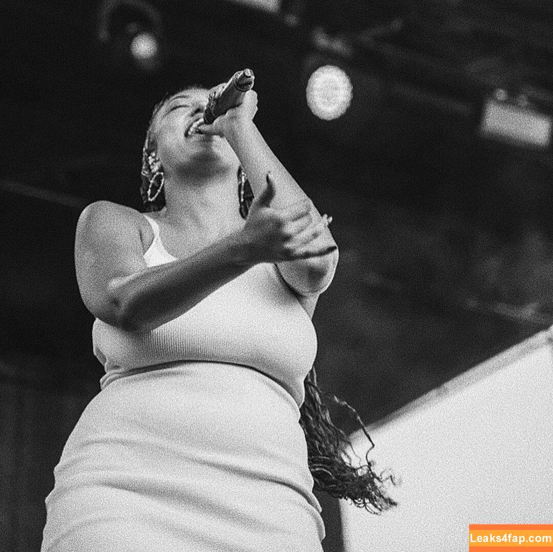 Mahalia / lowkeymahalia leaked photo photo #0125