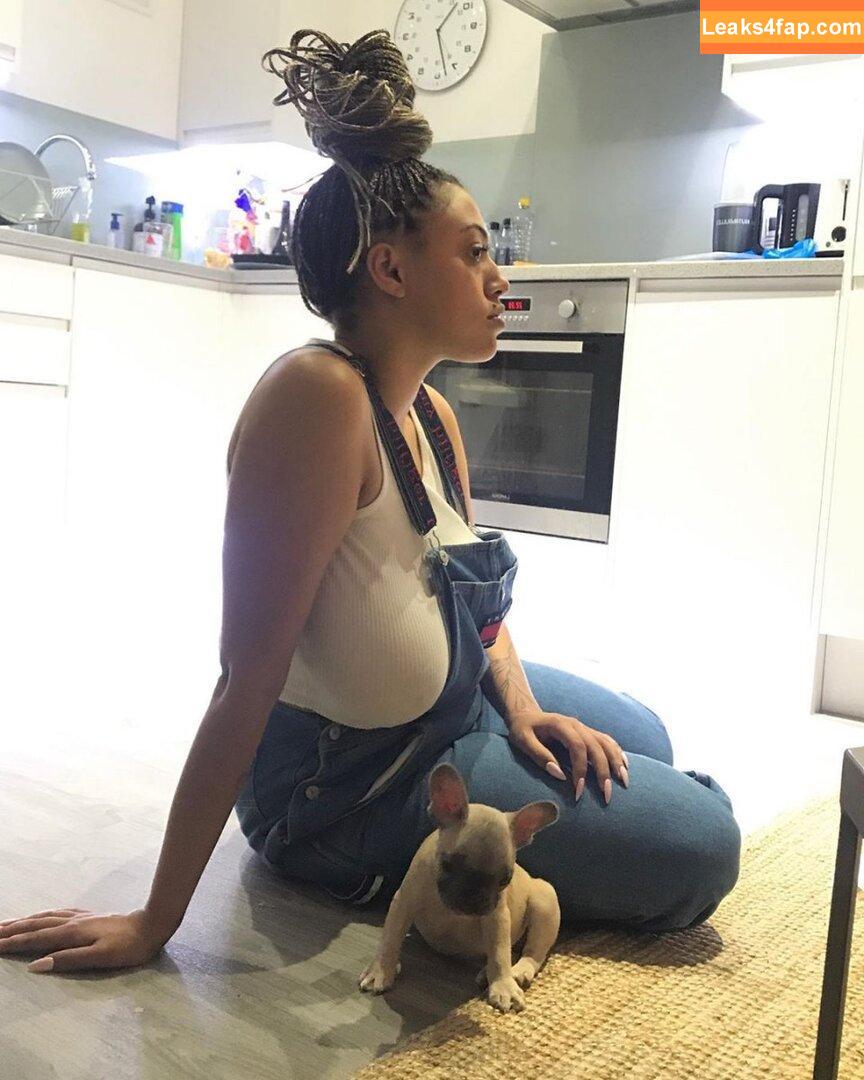 Mahalia / lowkeymahalia leaked photo photo #0127