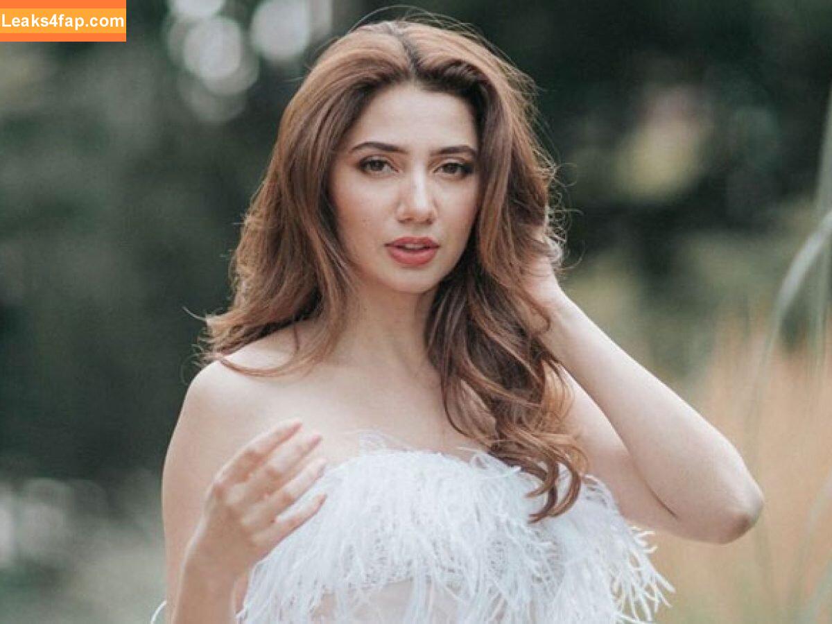 Mahira Khan /  leaked photo photo #0003
