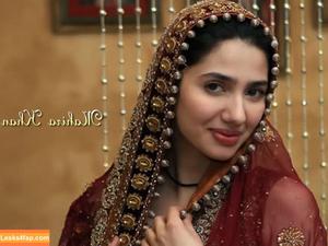 Mahira Khan photo #0020