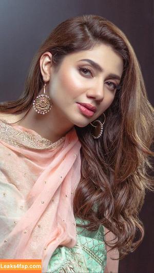 Mahira Khan photo #0023