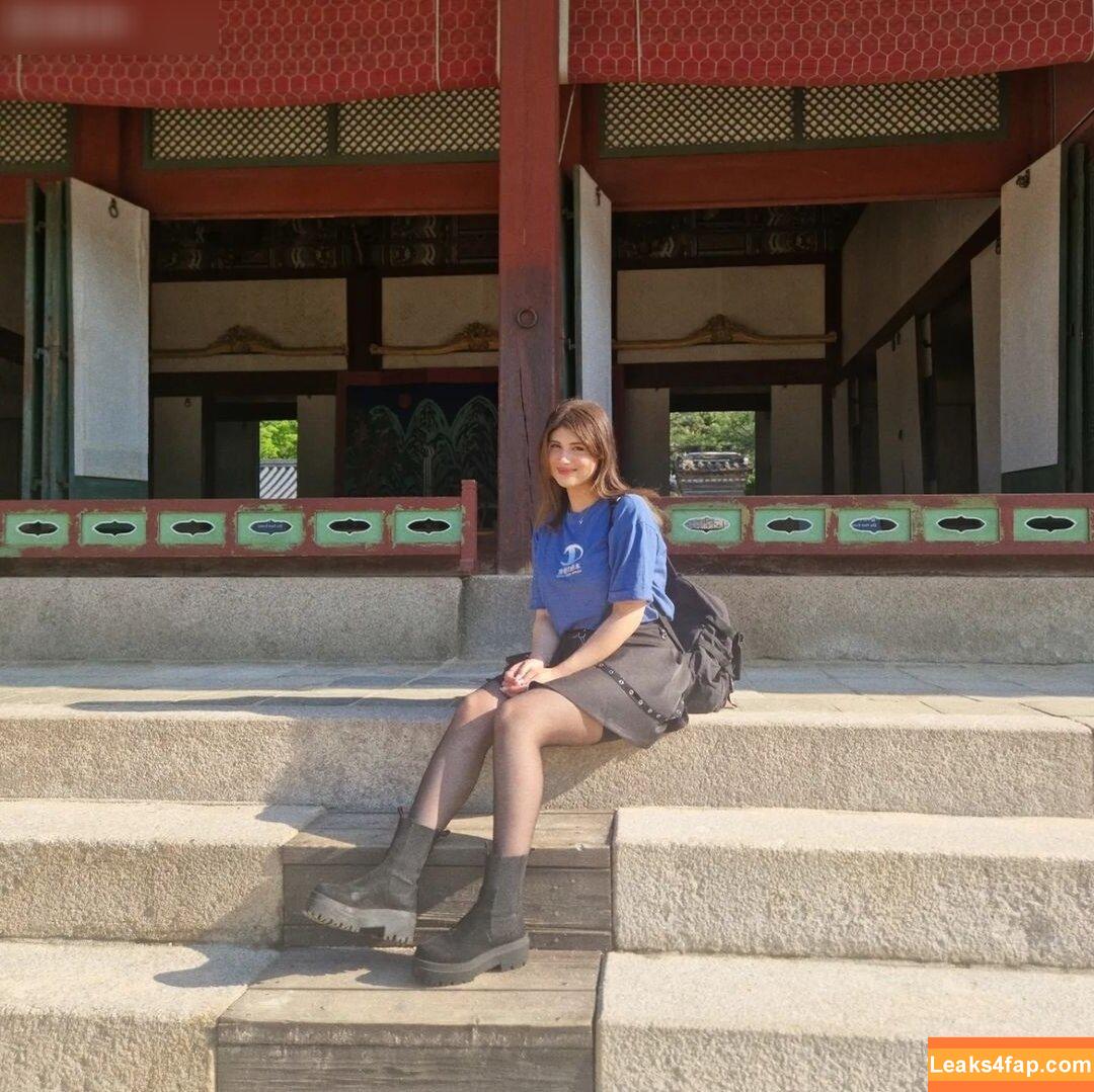 Mahluna / itsmahluna leaked photo photo #0033