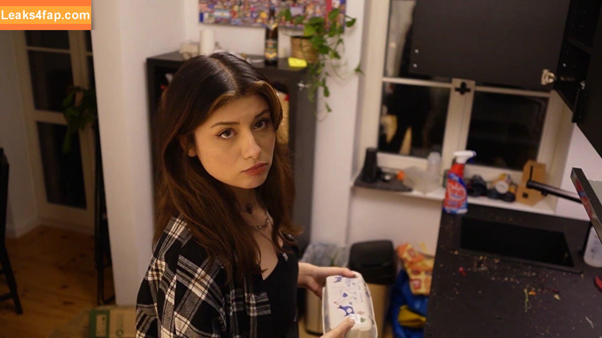 Mahluna / itsmahluna leaked photo photo #0053
