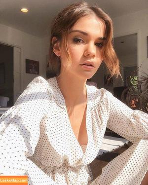 Maia Mitchell photo #0029