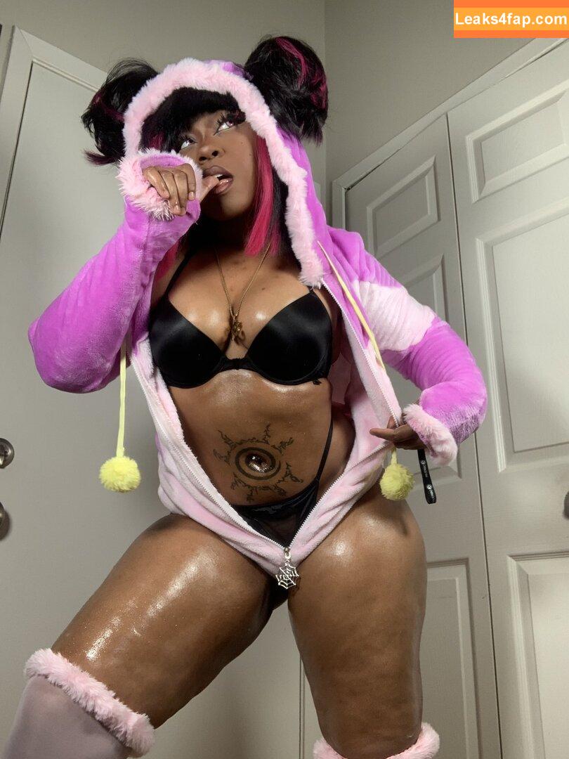 Maibunnii / maicocoanut leaked photo photo #0041