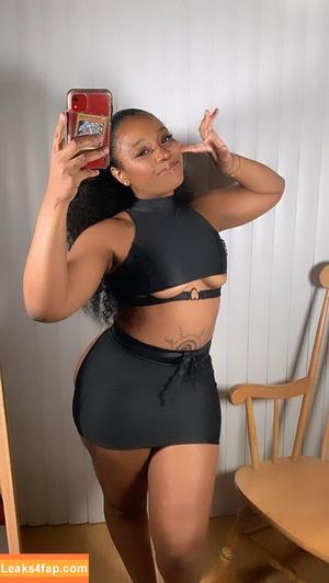 Maibunnii photo #0078