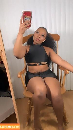 Maibunnii photo #0080