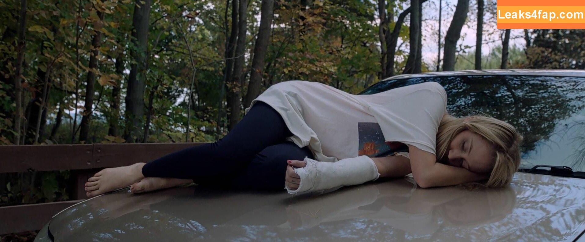 Maika Monroe / maikamonroe leaked photo photo #0057
